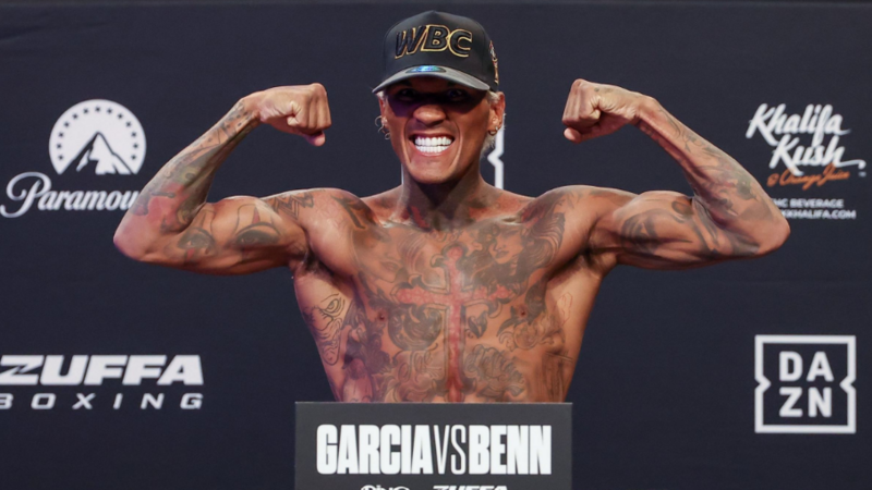 Benn makes weight - then puts on 32lbs in 12 hours